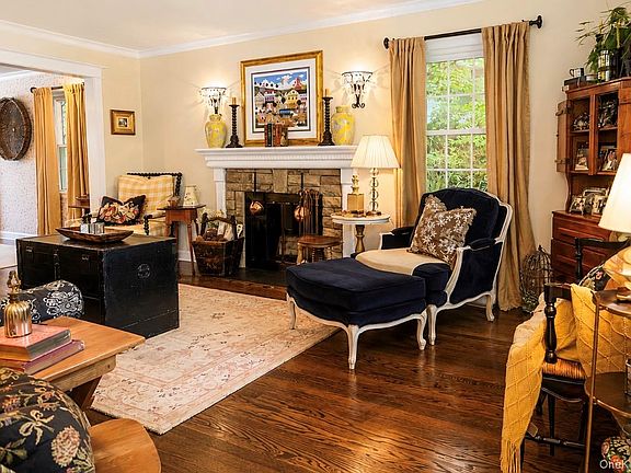 5th image of 158 Wilson Avenue