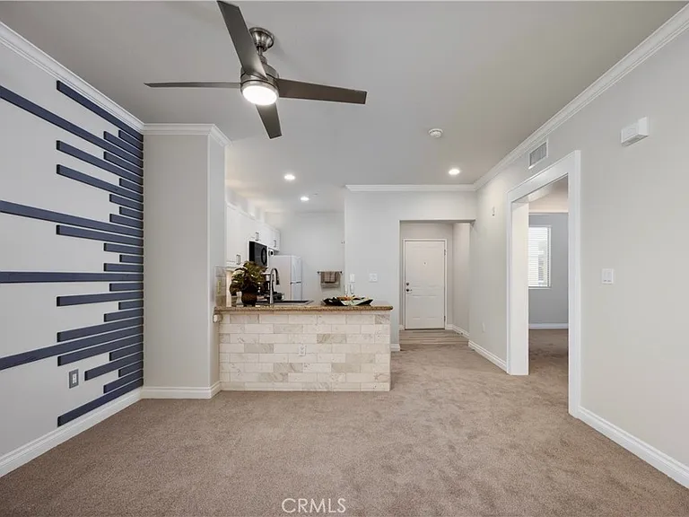 2436 Watermarke Pl — Photo 4