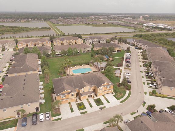 4th image of 8833 Turnstone Haven Pl