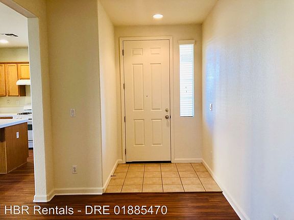 3rd image of 1005 Old Wharf Pl