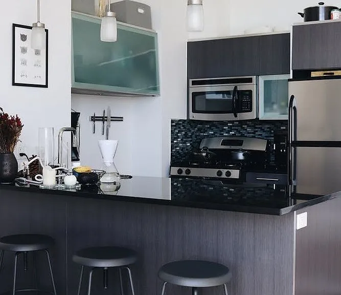 365 Union Ave #4D — Photo 4