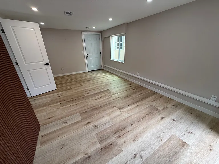 168 Belcrest Ave — Photo 4