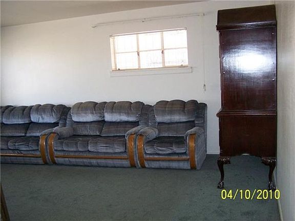 2nd image of 3440 Greenock St
