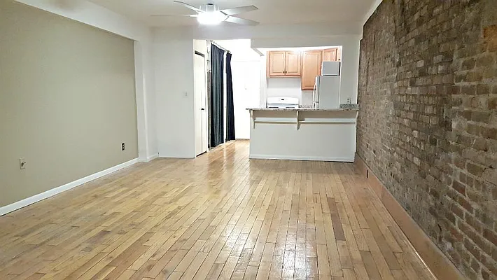 Rented by Level Group | media 15