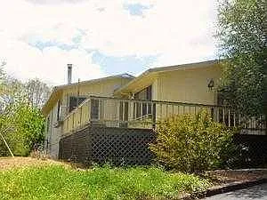22750 Prospect Hts photo 1