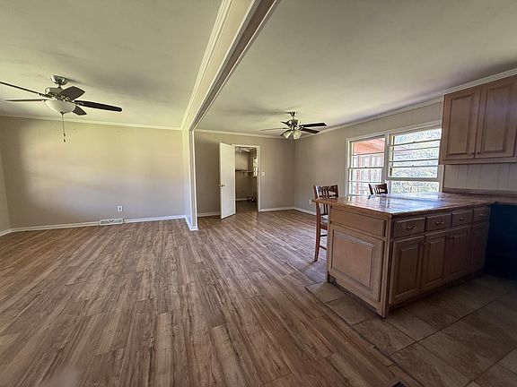 4th image of 28 Brewer Road