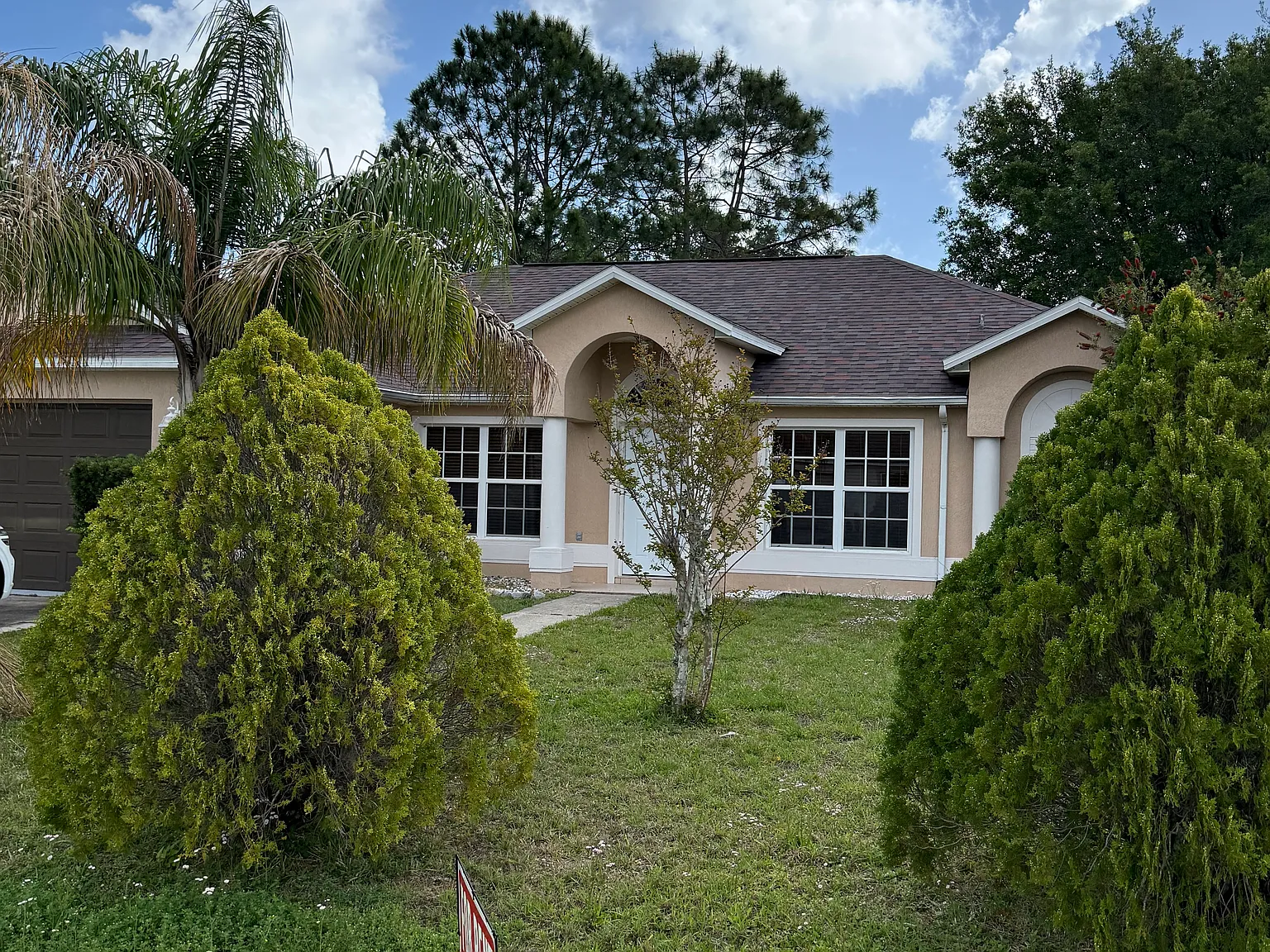 17 Rockne Ln — Photo 3