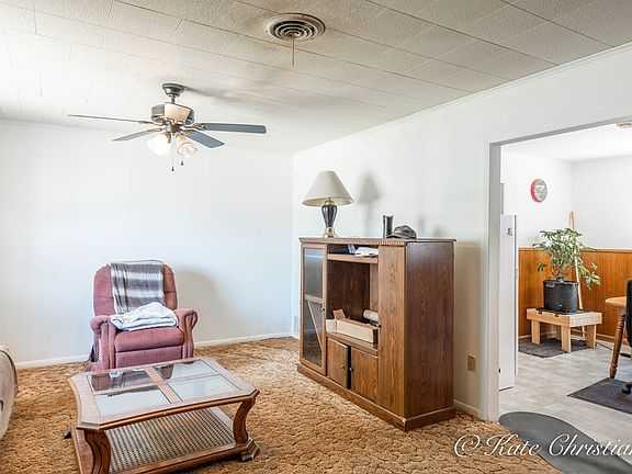 4th image of 4136 Melody Ln