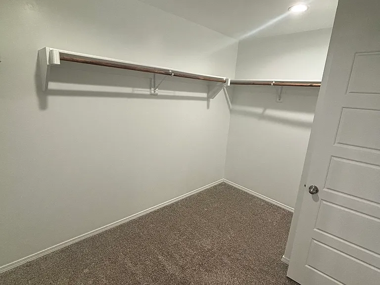 2524 Alice Way — Photo 22