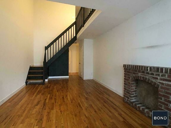 3rd image of 402 E 83rd St #D4
