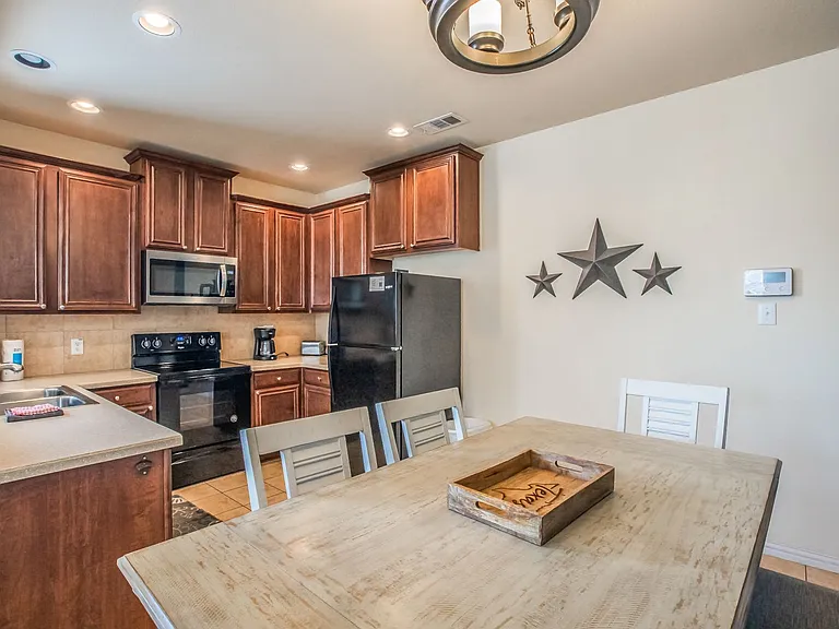 6801 Sandshell Blvd — Photo 9