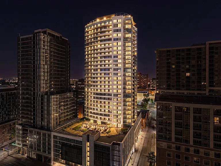 20 George St #2401 — Photo 2