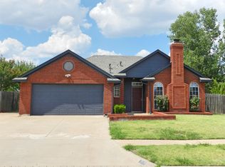 3919 SW Wolf St, Lawton, OK 73505