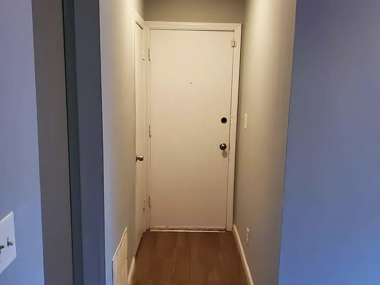 8576 Creekwood Way — Photo 3