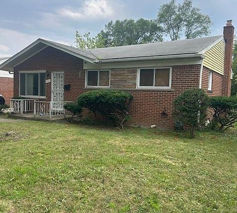 2nd image of 3752 Williams St