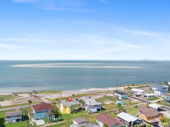 715 Bayshore Dr, Ingleside, TX 78362