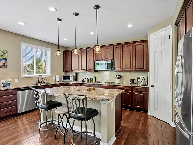 12761 Fisher St — Photo 3