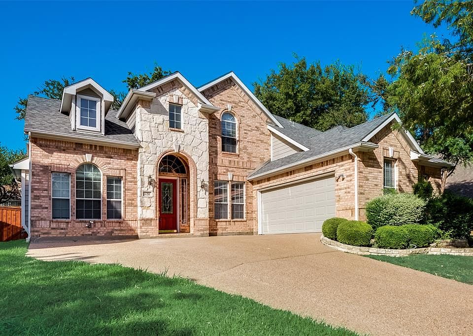 1st image of 620 Winding Forest Dr