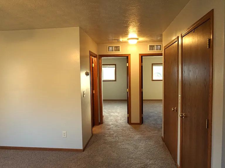 1400 E Rushmore Dr #2 — Photo 7