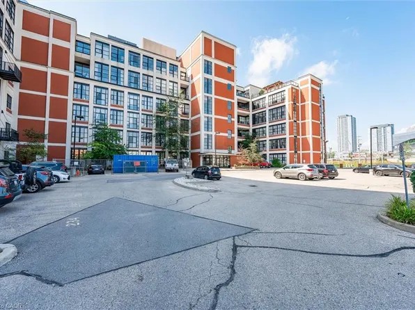 410 King St W #218, Kitchener, ON N2G 1C3