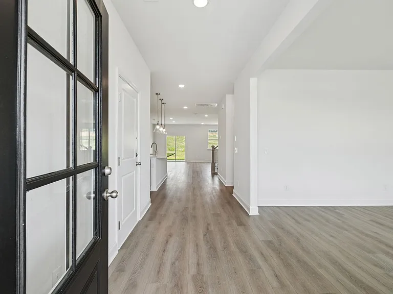 105 Cades Blf — Photo 16