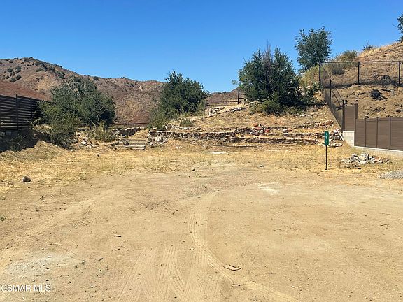 2nd image of 30473 Mulholland Hwy #183