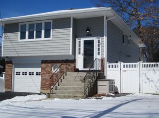 1785 Camp Ave, Merrick, NY 11566