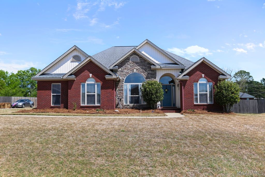 90 Anna Grace Ln, Wetumpka, AL, Wetumpka