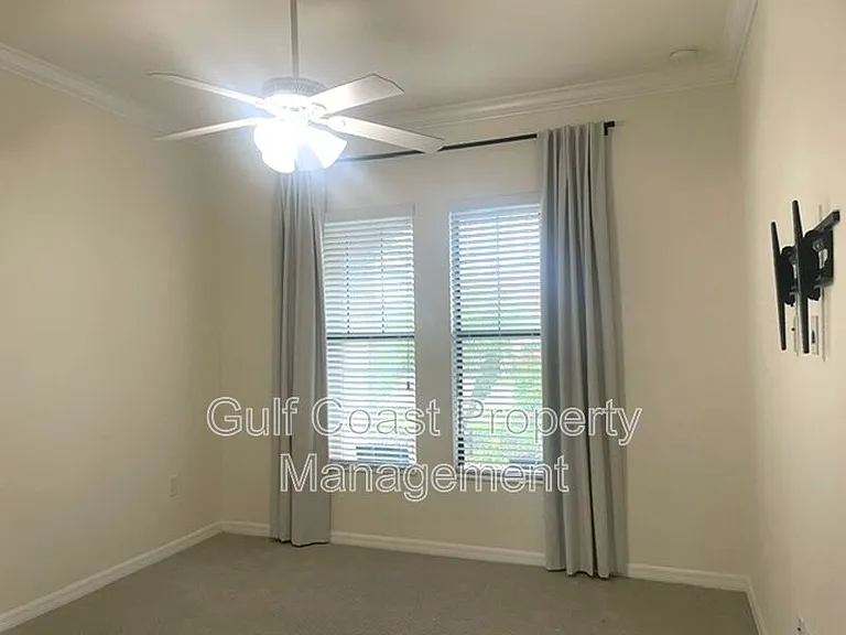 10485 Crooked Creek Dr — Photo 25