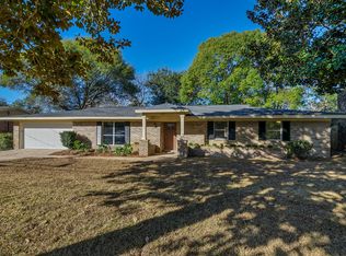 115 S Sunset Blvd, Gulf Breeze, FL 32561