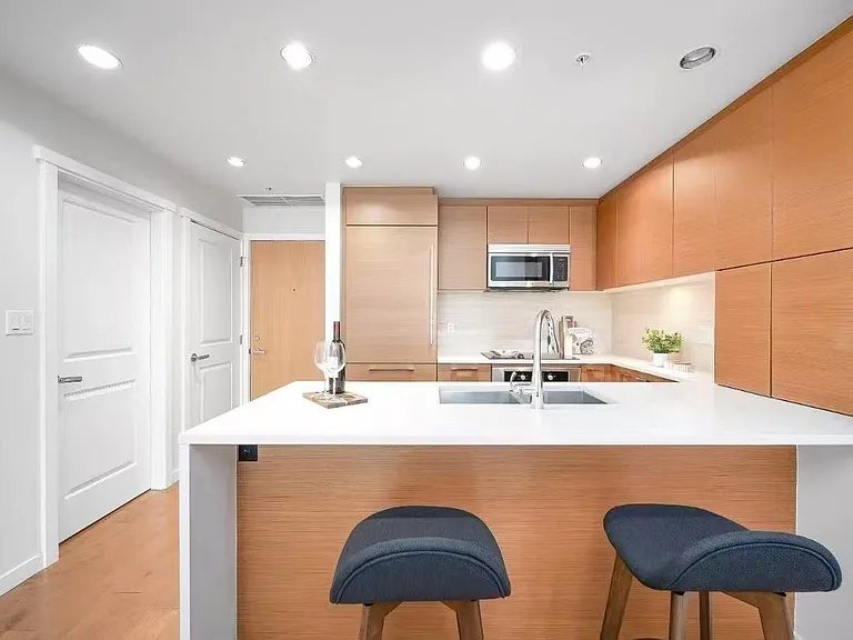 5728 Berton Ave #1001 — Photo 2