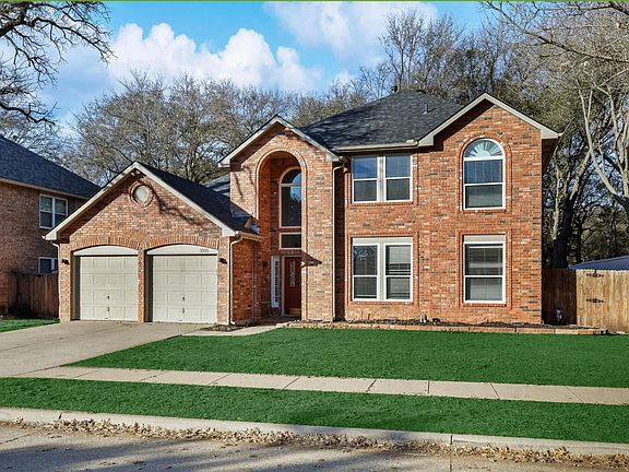 2nd image of 3005 Brookhollow Ln