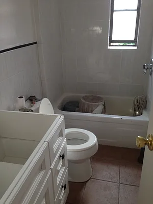 Rented by Picture Realty Inc. | media 37