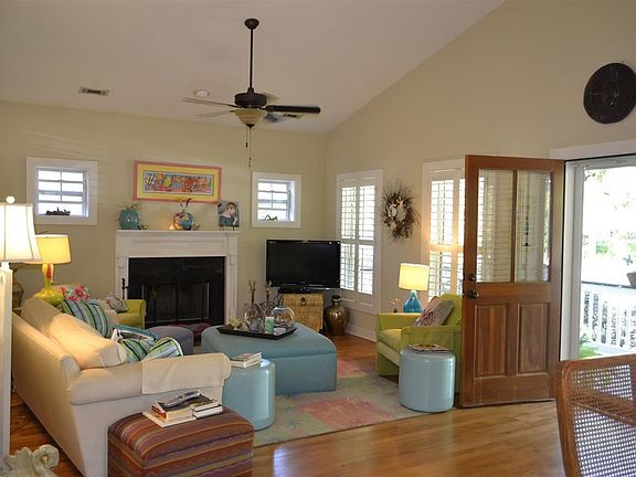 3rd image of 12 River Drive