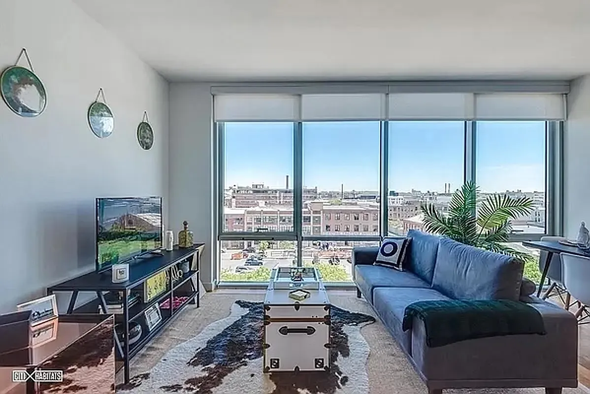 211 Mcguiness Boulevard — Photo 2