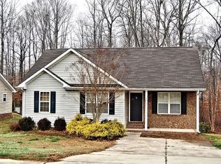 3823 Atlas Dr, Charlotte, NC 28269