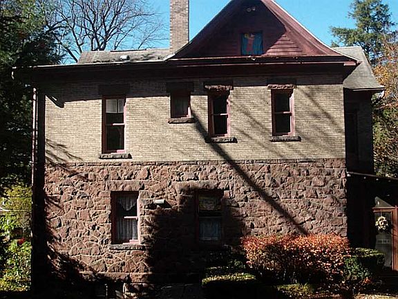 3rd image of 519 N McKean St