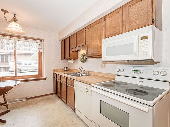 5th image of 5038 S Stonehedge Dr #5038