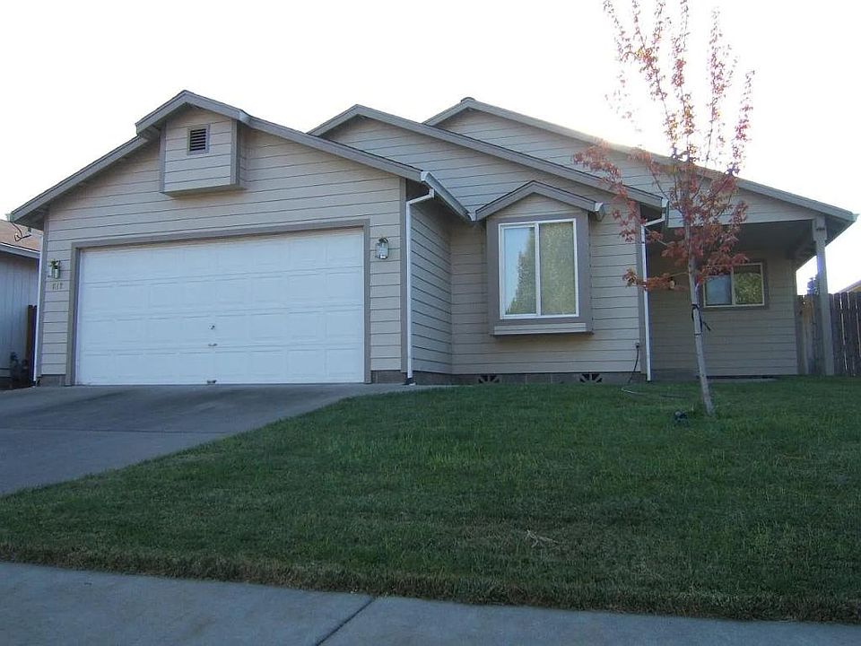 1st image of 612 SW Larch Rd