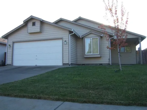 612 SW Larch Rd, Grants Pass, OR 97526
