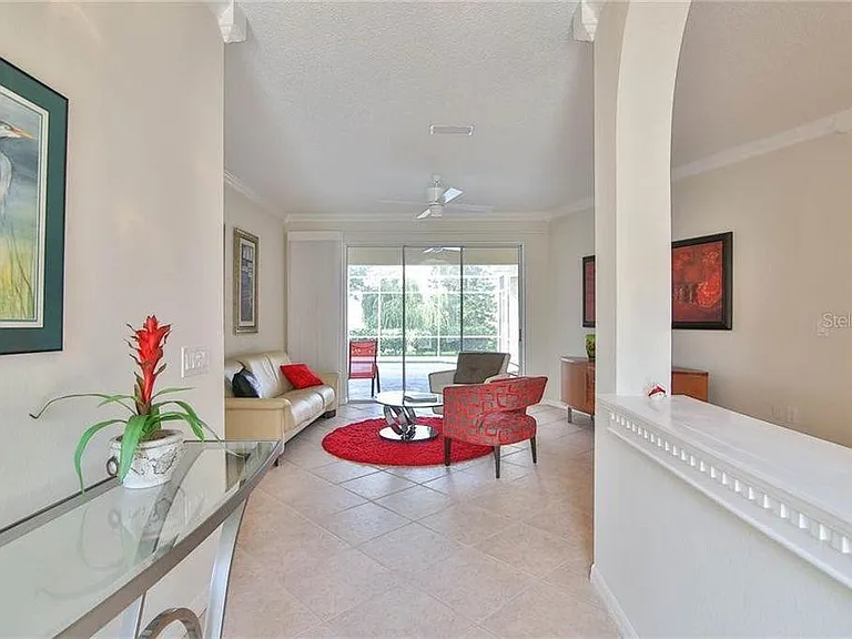 8920 Grey Oaks Ave — Photo 11