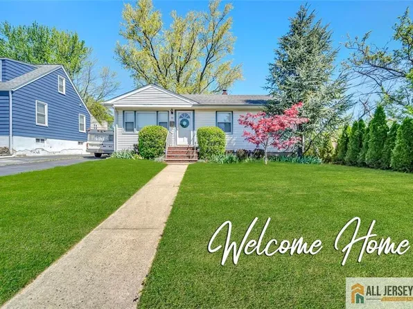 70 Lockwood Ave, Woodbridge, NJ 07095