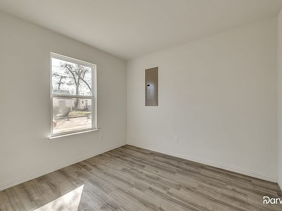 5th image of 3805 Kenilworth St