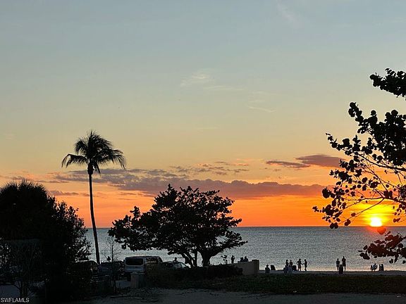 5th image of 670 GULF SHORE BLVD S