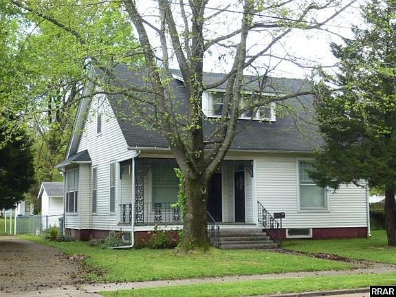 2nd image of 1023 E Main St