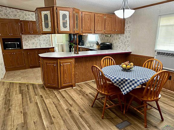 3rd image of 282 County Road 1404