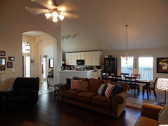 4th image of 26027 Waldridge Dr