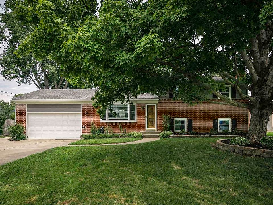 1st image of 7703 Brownwood Dr