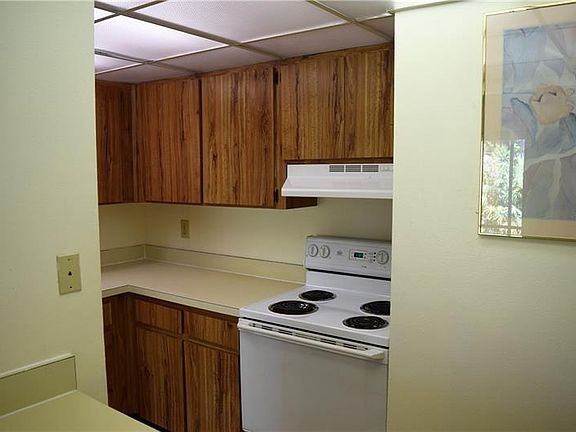 5th image of 150 Wax Myrtle Woods Ct APT 2C