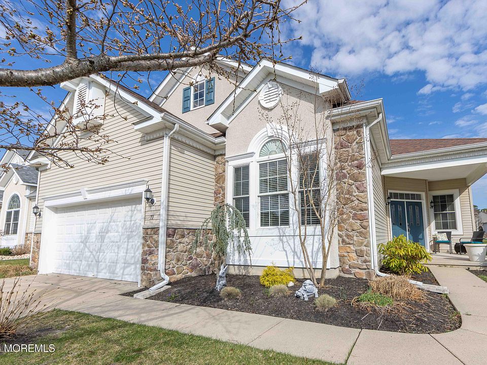1st image of 22 Eagleswood Drive